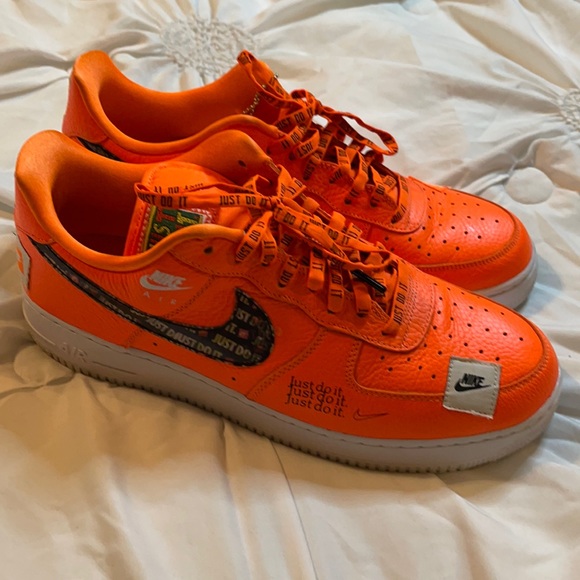 Nike Other - 💚Flash Sale Till 9pm💚 No Counter. Was $90.